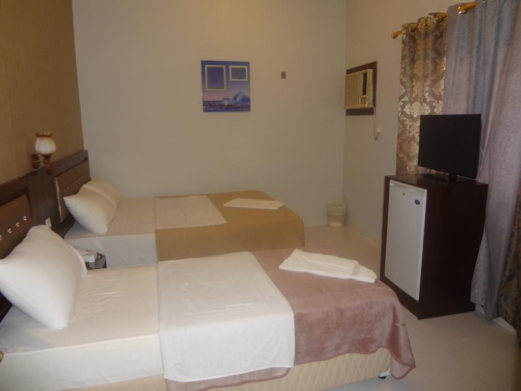 Al Sabkha Hotel Dubai Exterior photo